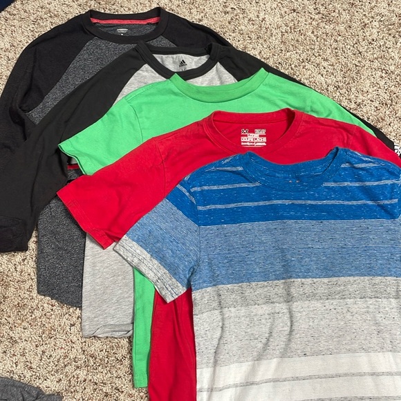 Pack of five (5) boys shirts - Size 8 - Picture 1 of 6